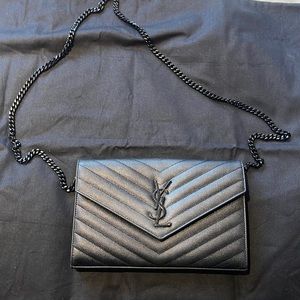 SAINT LAURENT MATELASSÉ ENVELOPE CHAIN WALLET